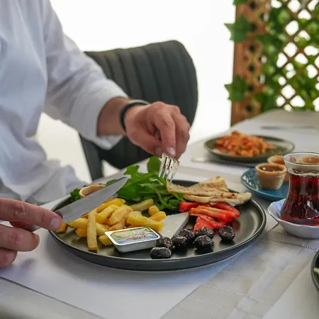 Otel Bianco *
